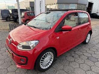 Vaurioauto  passenger cars Volkswagen Up! 1.0 move up! BlueMotion 2014/6