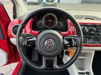 Volkswagen Up! 1.0 move up! BlueMotion picture 19
