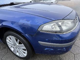 Renault Laguna Grand Tour 2.0-16V Tech Line picture 4