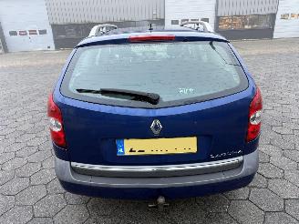 Renault Laguna Grand Tour 2.0-16V Tech Line picture 8