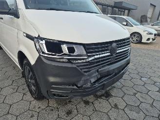 Volkswagen Transporter T6 150pk automaat picture 8