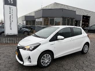 skadebil auto Toyota Yaris 1.5 Hybrid Aspiration 2015/4