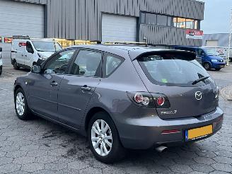 Mazda 3 1.6 Touring picture 6