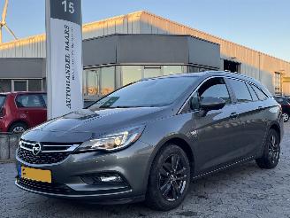 damaged passenger cars Opel Astra Sports Tourer 1.0 Turbo 120 Jaar Edition 2019/9