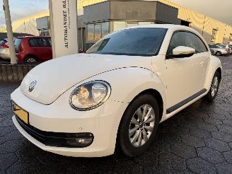 krockskadad bil auto Volkswagen Beetle 1.2 TSI Trend 2012/6