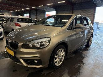 krockskadad bil auto BMW 2-serie Active Tourer 218i M Sport 2015/6