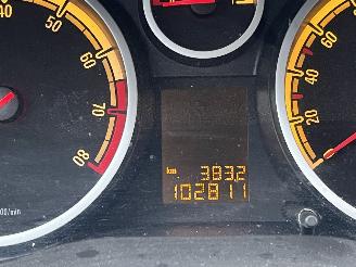 Opel Corsa 1.4-16V Color Edition picture 15