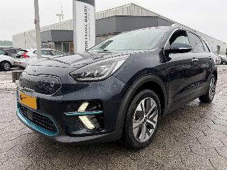 Schadeauto Kia e-Niro ExecutiveLine 64 kWh 2019/12