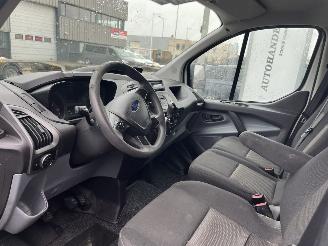Ford Transit Custom 270 2.0 TDCI L1H2 Ambiente picture 13