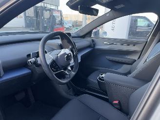 Volvo EX30 Single Motor Extended Range Plus 69 kWh picture 14