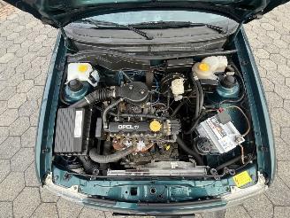 Opel Astra 1.6i 8V AIRCO  Edition picture 7