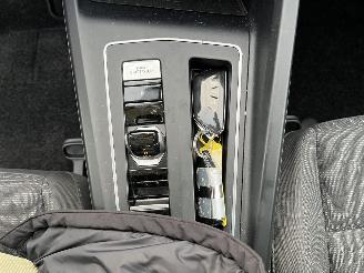 Volkswagen Golf 1.0 eTSI Life Business picture 21