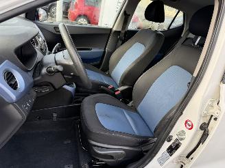 Hyundai I-10 1.0i i-Motion Comfort picture 11