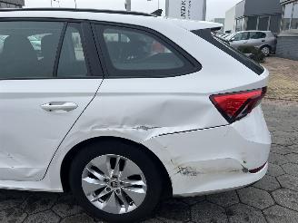 Skoda Octavia Combi 1.0 TSI Ambition picture 9