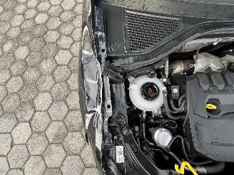 Volkswagen T-Roc 1.5 TSI Sport AUTOMAAT picture 8