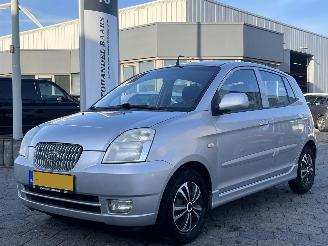 uszkodzony samochody osobowe Kia Picanto 1.1 LX 2005/7