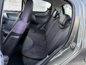 Toyota Aygo 1.0-12V Aspiration Green picture 12