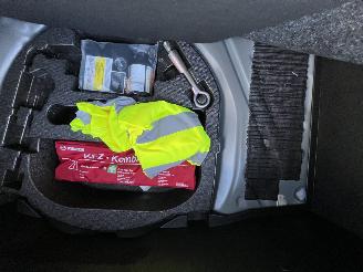 Mazda 2 1.5 e-SkyActiv-G 90 Homura picture 9