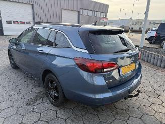 Opel Astra Sports Tourer 1.6 CDTI Innovation picture 6