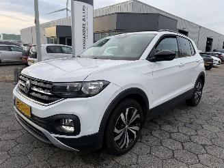 damaged passenger cars Volkswagen T-Cross 1.0 TSI Life 2019/7