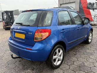 Suzuki SX4 1.6 Exclusive picture 4