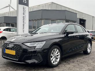 Unfallwagen Audi A3 Sportback 30 TFSI Pro Line AUTOMAAT 2021/11