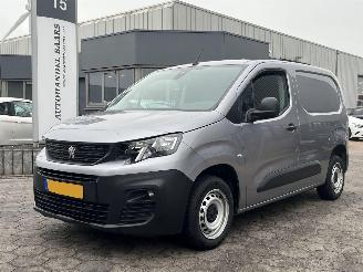 krockskadad bil bedrijf Peugeot Partner 1.5 BlueHDi 100 S&S L1 2023/3