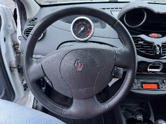 Renault Twingo 1.2 16V Dynamique picture 17