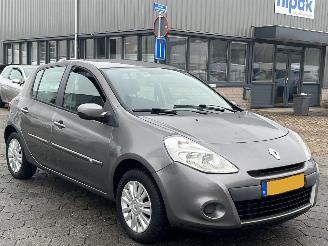 Renault Clio 1.2 TCE Collection picture 3