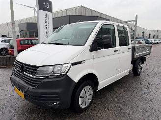 skadebil bedrijf Volkswagen Transporter 2.0 TDI Laadbak DC 30 Comfortline 2024/1
