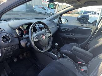 Fiat Punto 0.9 TwinAir Sport picture 12