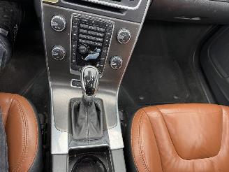 Volvo V-60 2.4 D6 AWD Plug-In Hybrid Summum picture 21