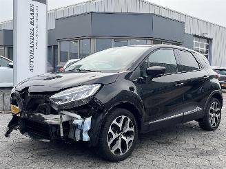 Voiture accidenté Renault Captur 1.2 TCe Intens AUTOMAAT 2018/5