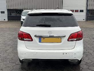 Mercedes B-klasse 220 d Ambition AUTOMAAT picture 5