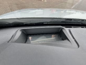 BMW 3-serie 328i High Executive AUTOMAAT picture 26