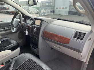 Chrysler Grand-voyager 3.8 V6 LX picture 15