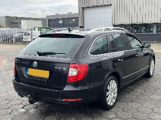 Skoda Superb 1.8 TSI   PANO. Elegance picture 4