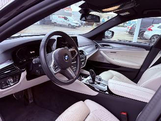 BMW 5-serie 530e iPerformance High Executive picture 14