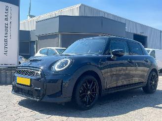 skadebil auto Mini Cooper S 2.0 John Cooper Works 2021/3