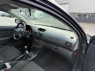 Toyota Avensis 1.6 VVTi Linea Terra picture 14