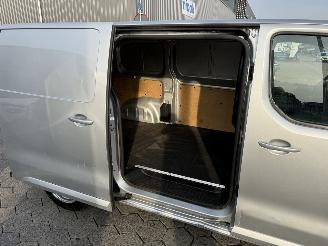 Citroën Jumpy 2.0 BlueHDI 120 Club M S&S picture 14