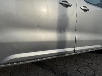 Citroën Jumpy 2.0 BlueHDI 120 Club M S&S picture 4