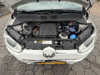 Volkswagen Up! 1.0 high up! BlueMotion picture 9
