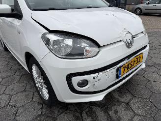 Volkswagen Up! 1.0 high up! BlueMotion picture 17