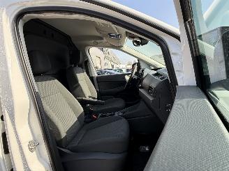 Volkswagen Caddy Cargo Maxi 2.0 TDI Comfort incl bpm! picture 15