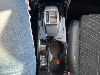 Peugeot 2008 1.2 Hybrid 136 GT picture 21