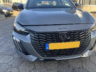 Peugeot 208 1.2 Hybrid 145 e-DCS6 GT picture 8