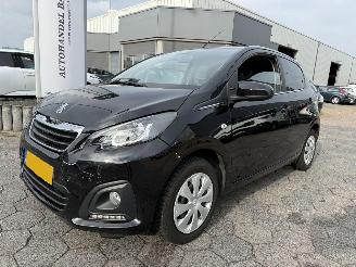 damaged passenger cars Peugeot 108 1.0 e-VTi Active 2020/5