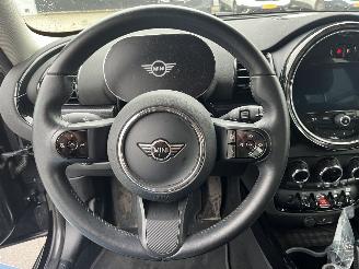 Mini Clubman 1.5 Cooper Business Edition AUTOMAAT picture 19