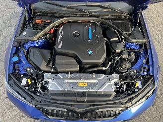 BMW 3-serie 330e M xDrive pano picture 7